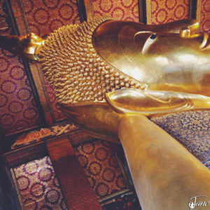 Head of the reclining buddha