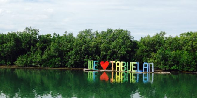 Tabuelan, Cebu: College Summer Outing